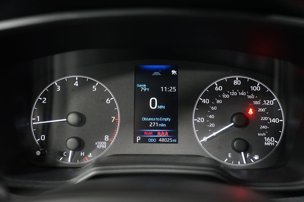 2023 Toyota Corolla LE 15