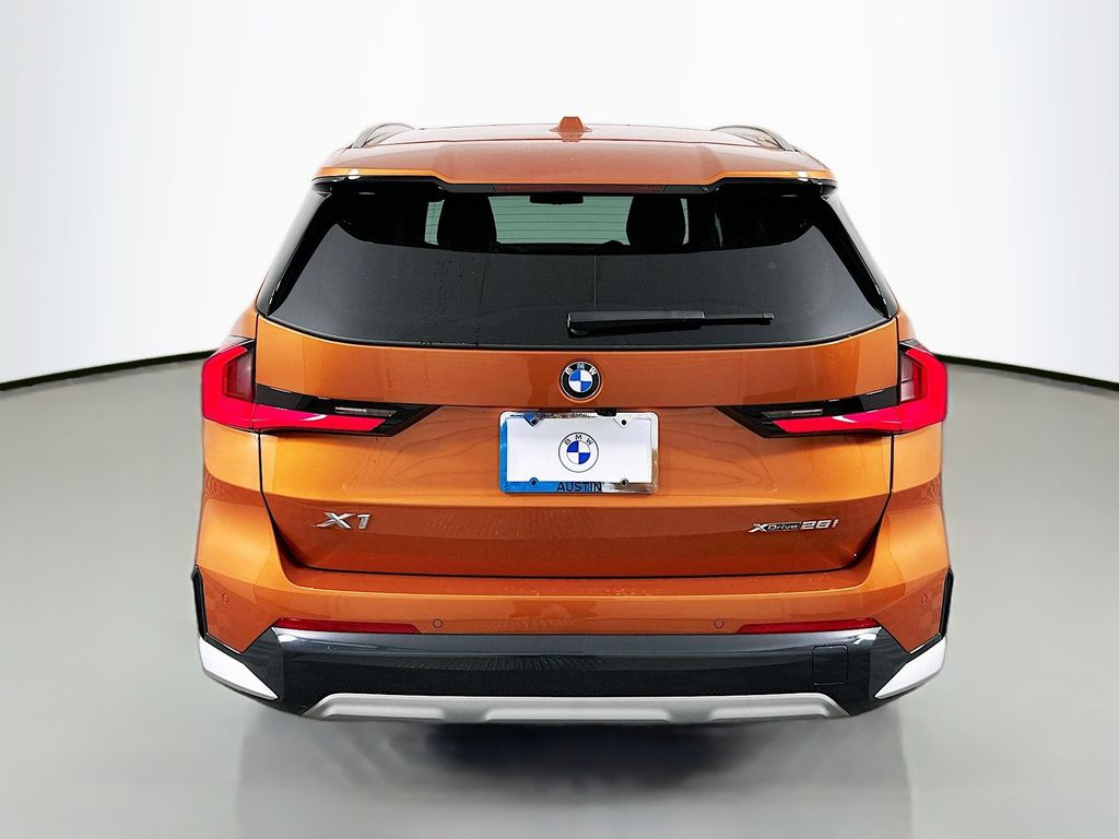 2025 BMW X1 xDrive28i 6