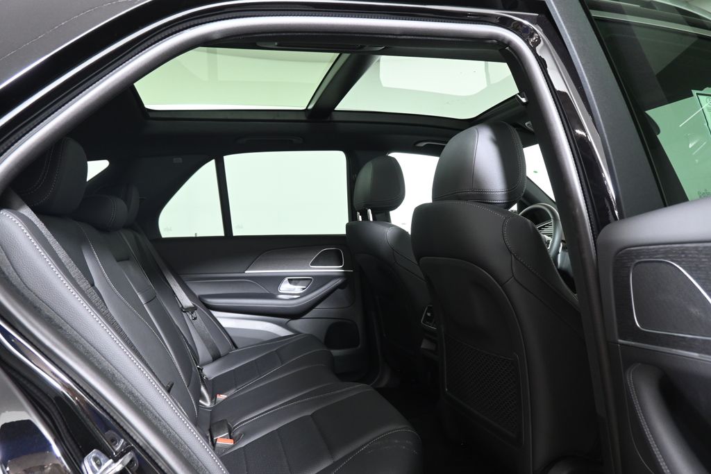 Thumbnail: 2026 Mercedes-Benz GLE - 20