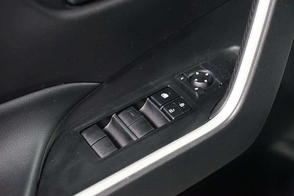 Thumbnail: 2024 Toyota RAV4 - 28