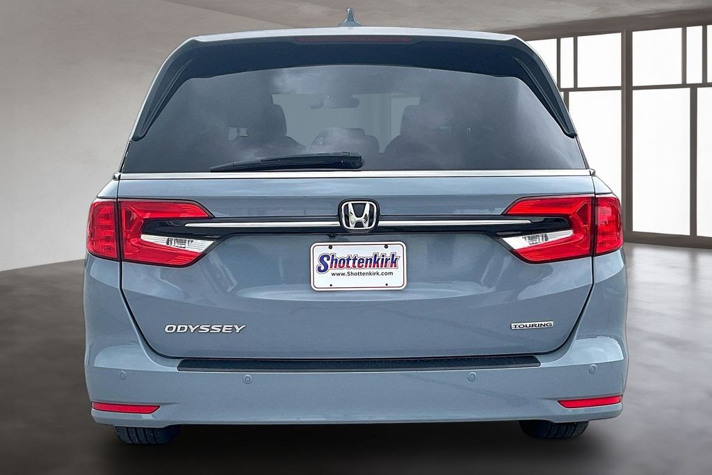 Used 2023 Honda Odyssey Van