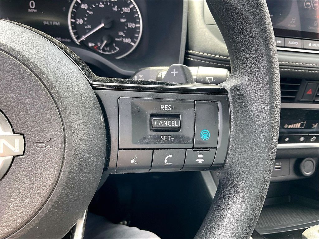 2023 Nissan Rogue — photo 22