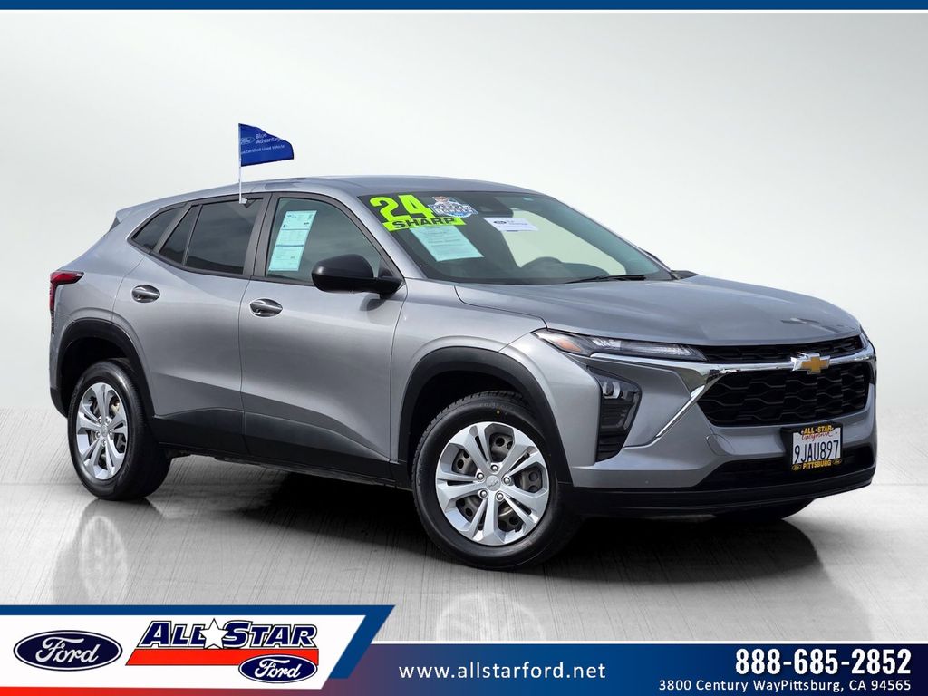 2024 Chevrolet Trax LS FWD