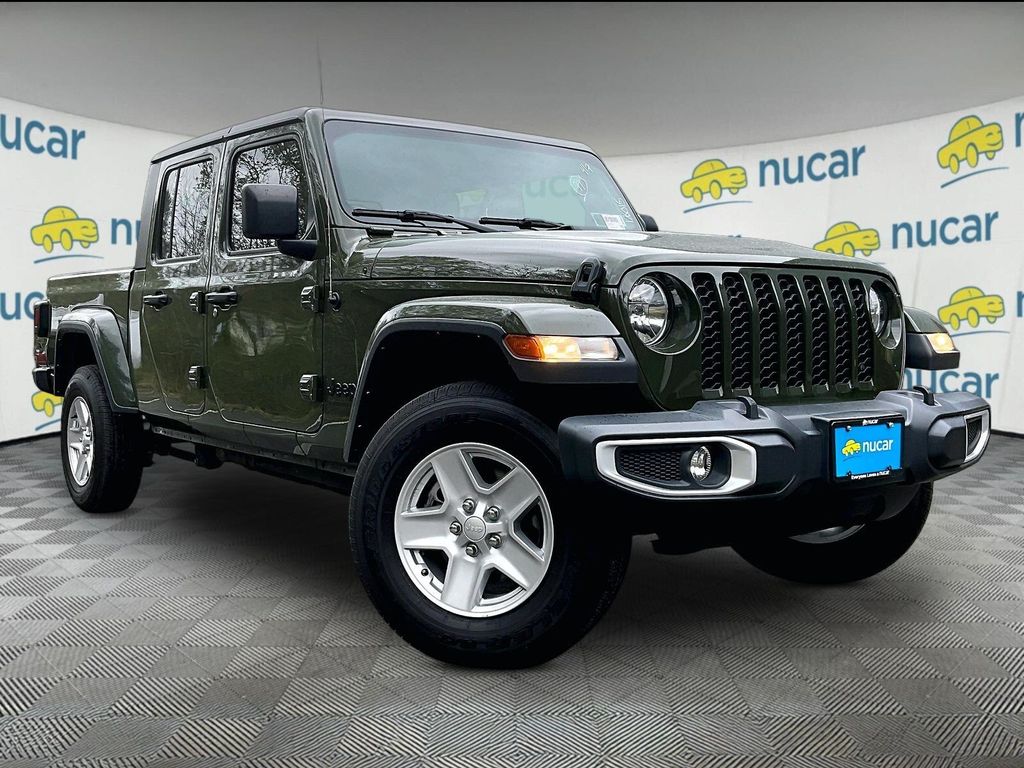 2022 Jeep Gladiator — photo 1