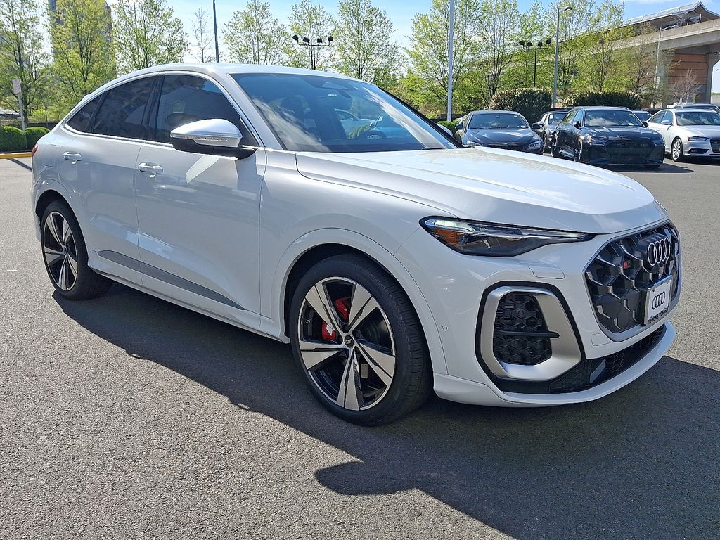 Thumbnail: 2026 Audi SQ5 - 2