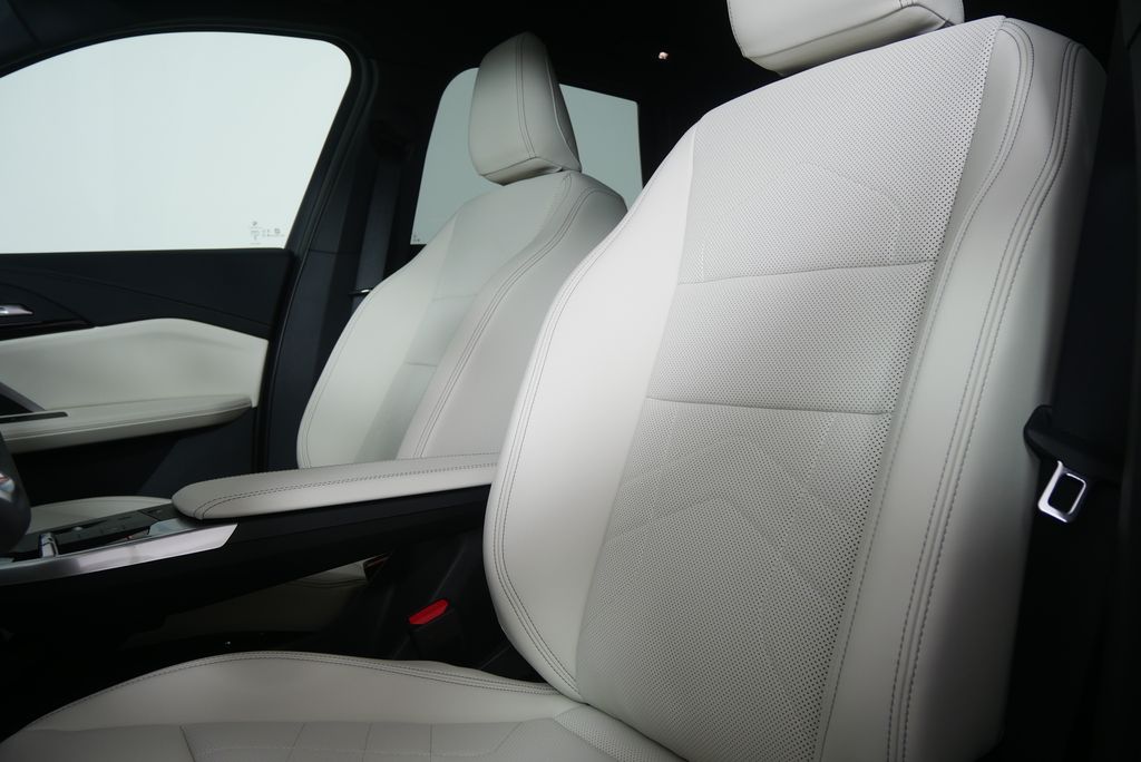 Thumbnail: 2026 BMW X1 - 10
