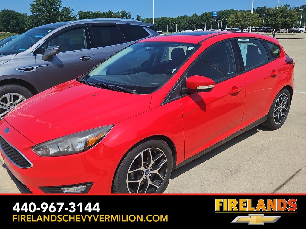 Race Red 2017 Ford Focus Hatchback Front-Wheel Drive 6-Speed Automatic