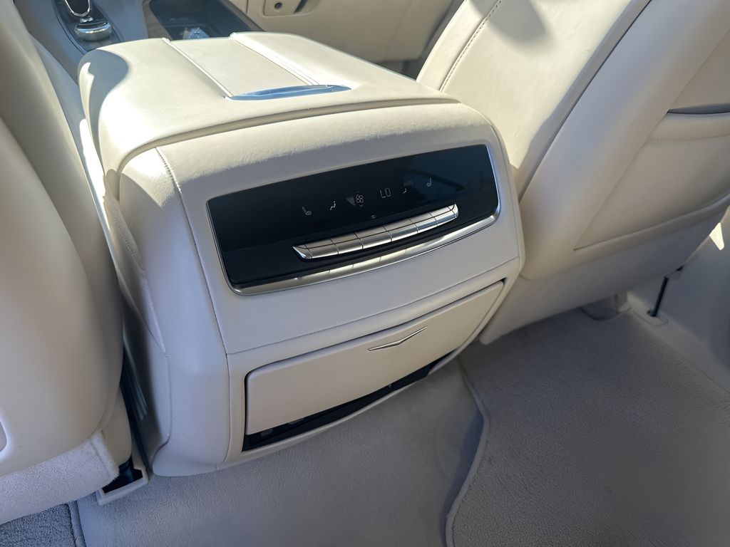 Used Car 2022 Cadillac Escalade  Sport Platinum For Sale Under $80,000 In Austin, Texas