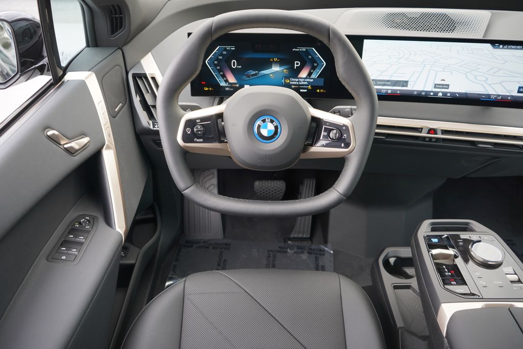 2025 BMW iX xDrive50 15