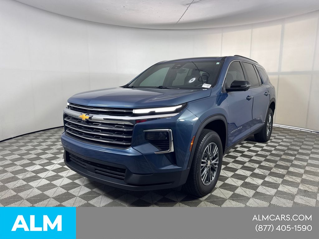 2024 Chevrolet Traverse FWD LT's photo