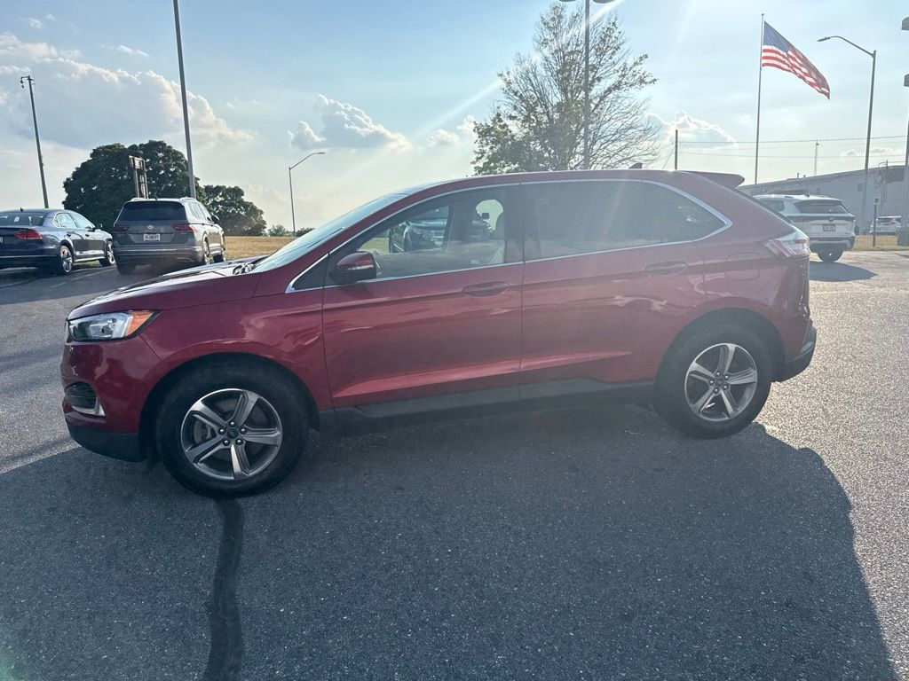 2020 Ford Edge SEL Red at Grove City Ford