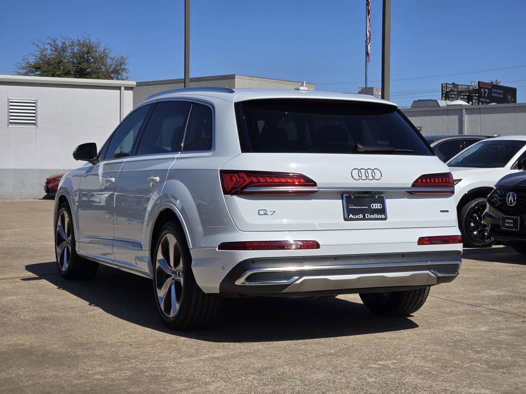 used 2023 Audi Q7 car, priced at $48,164