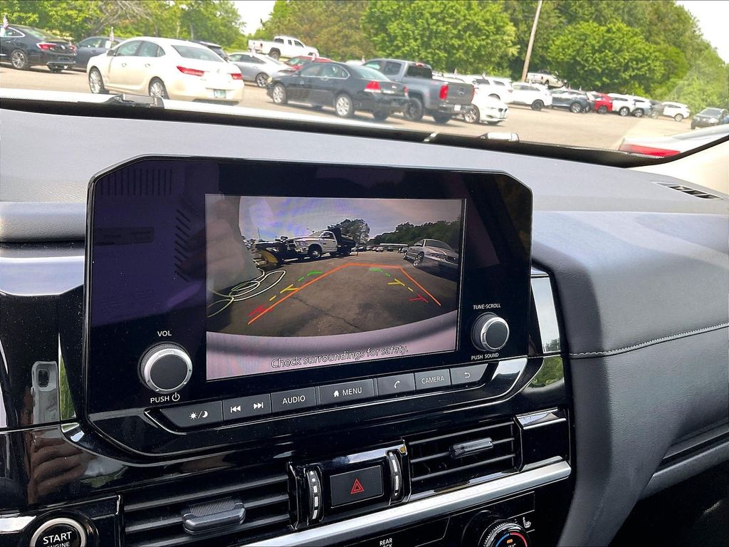 2024 Nissan Pathfinder — photo 16