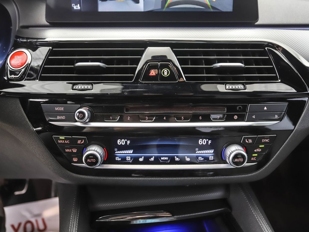 Thumbnail: 2018 BMW M5 - 19