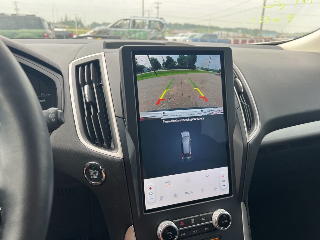 2023 Ford Edge