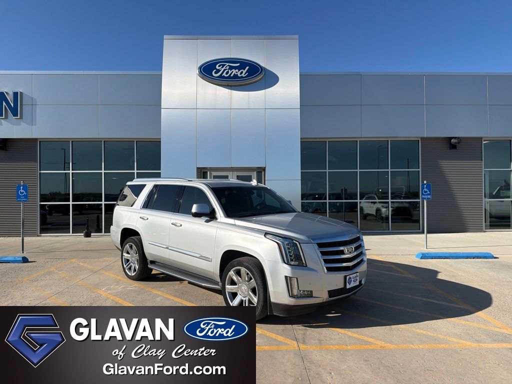 2015 Cadillac Escalade Luxury RWD