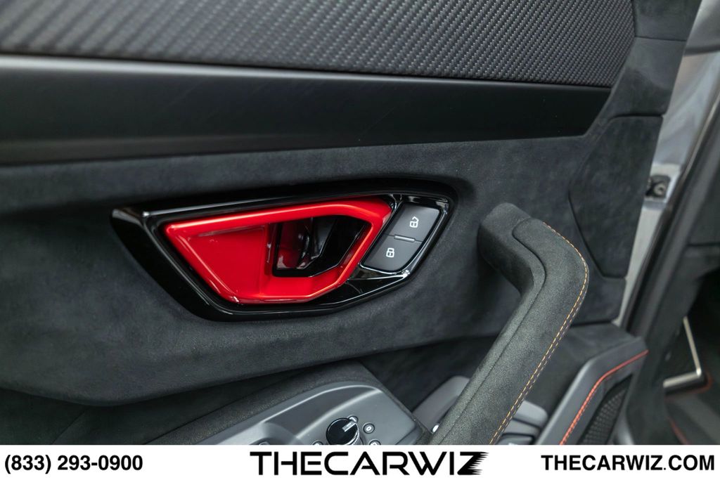 2023 Lamborghini Urus