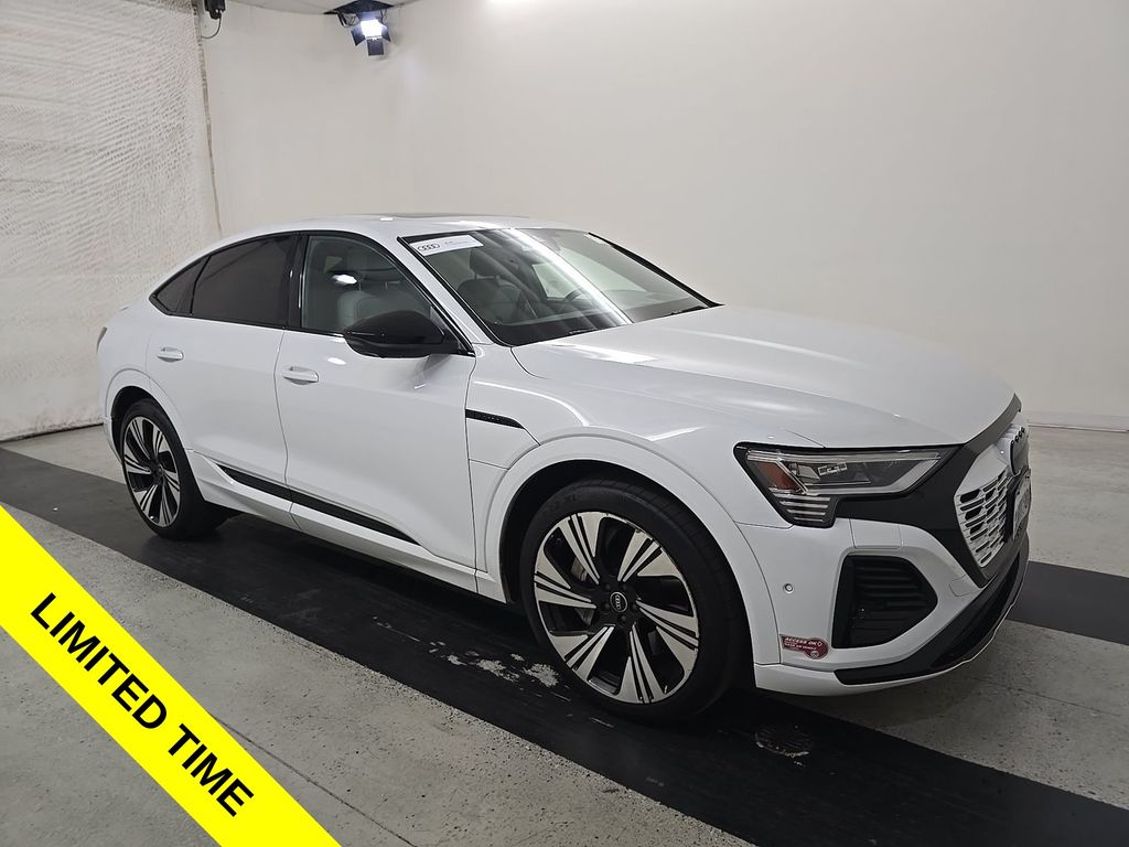 Glacier White 2024 Audi Q8 e-tron Sportback Sedan All-Wheel Drive Automatic