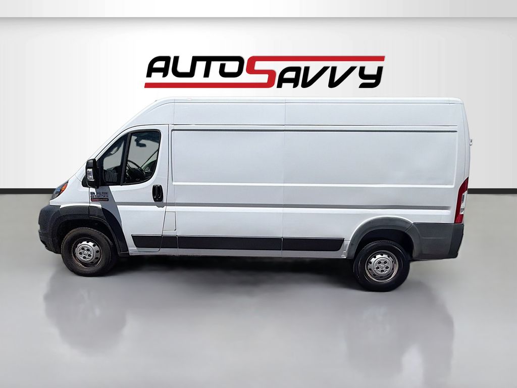Used 2021 White Ram High Roof image 4