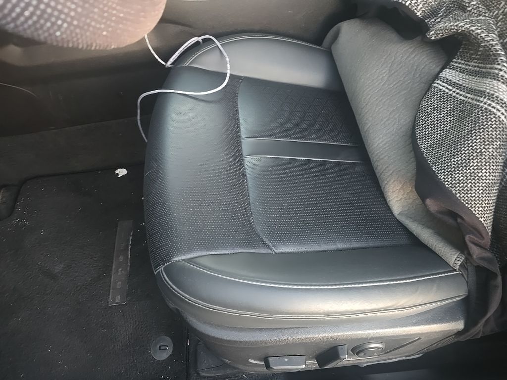 Thumbnail: 2023 Kia Sorento - 17