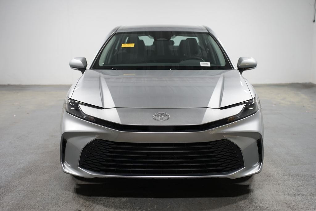 2025 Toyota Camry LE 2