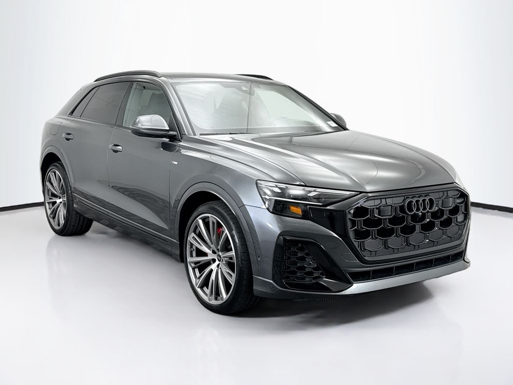 Thumbnail: 2026 Audi Q8 - 3