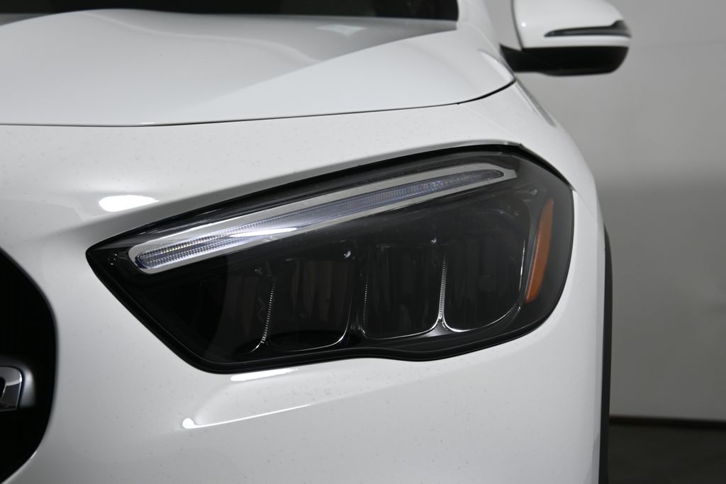 Thumbnail: 2026 Mercedes-Benz GLA - 10