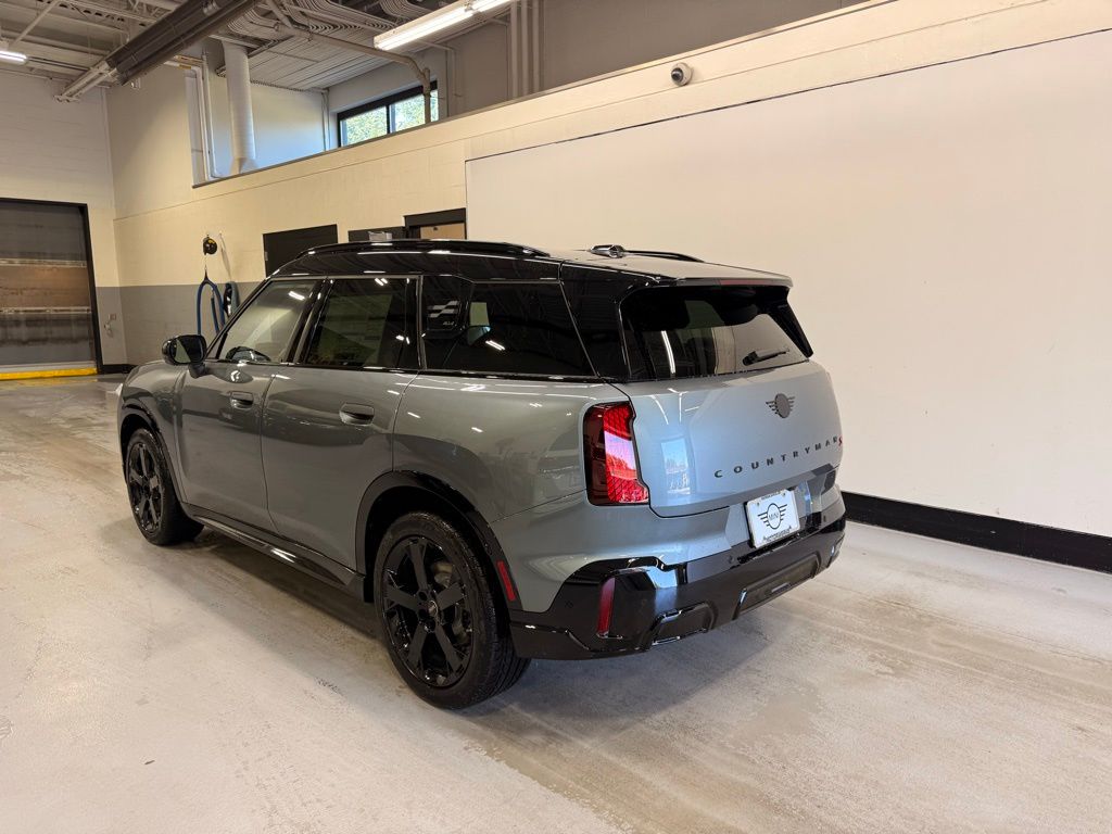 Thumbnail: 2026 MINI Cooper Countryman - 3