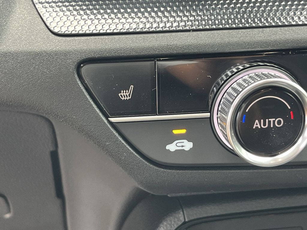 new 2026 Honda CR-V Hybrid car, priced at $38,437