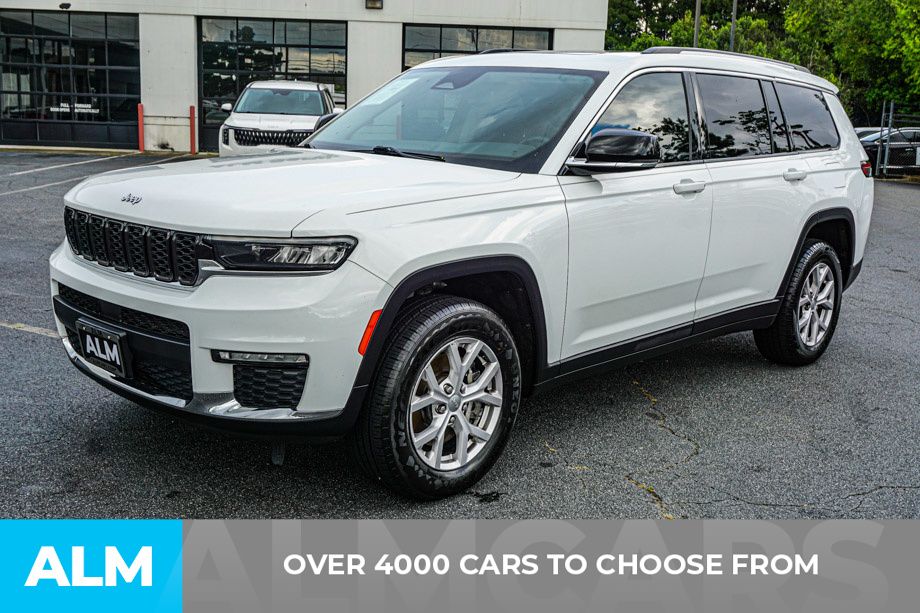 Used 2021 White Jeep Limited image 3