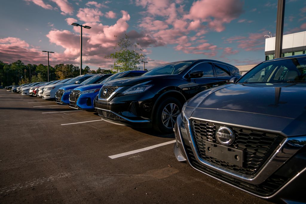 2021 Nissan Rogue SV 14