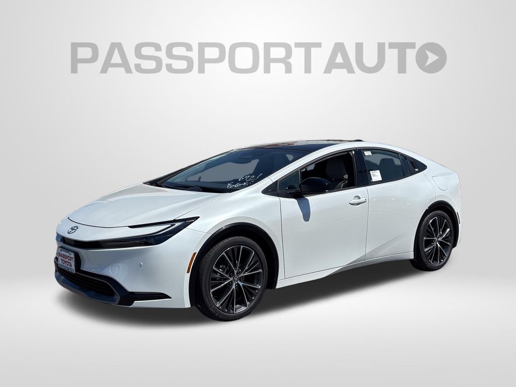 White (Wind Chill Pearl) 2026 Toyota Prius XLE FWD Hatchback Front-Wheel Drive Automatic