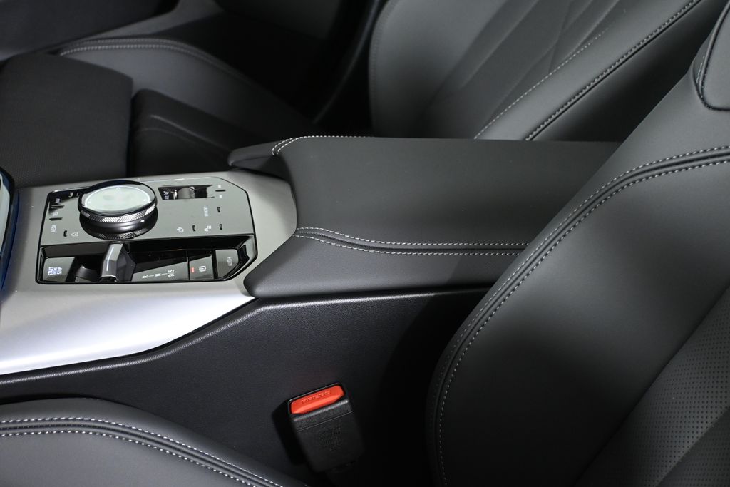 Thumbnail: 2026 BMW X3 - 25