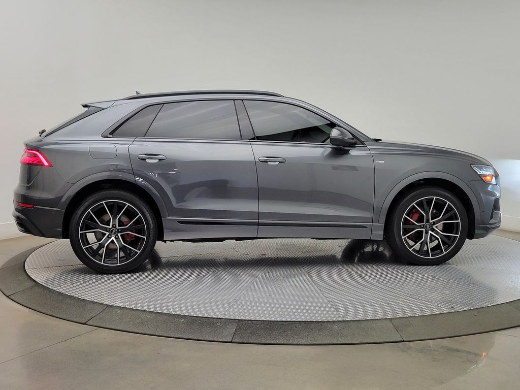 Thumbnail: 2019 Audi Q8 - 6