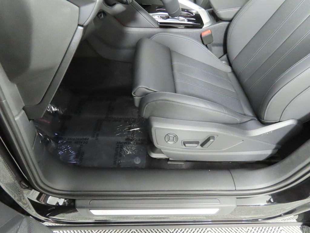 Thumbnail: 2026 Audi Q5 - 31
