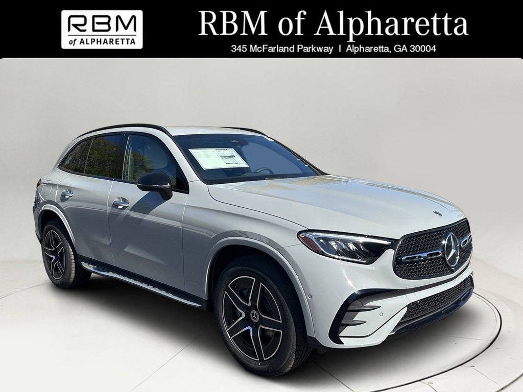 2025 Mercedes-Benz GLC GLC 300 1