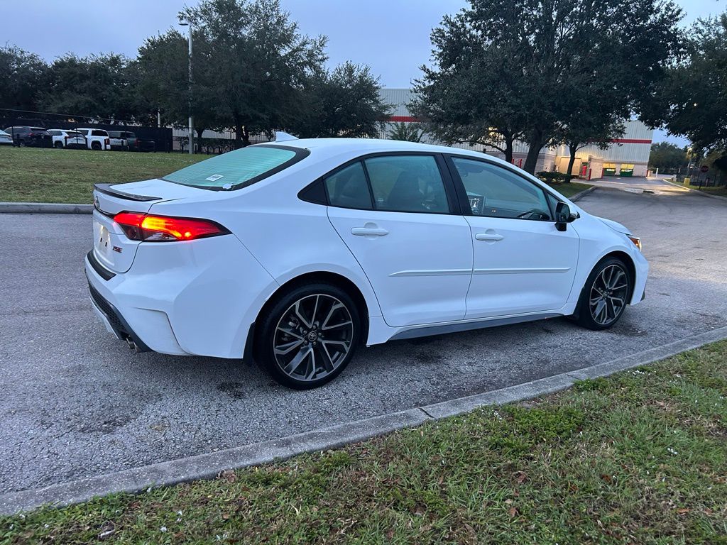 Thumbnail: 2022 Toyota Corolla - 5