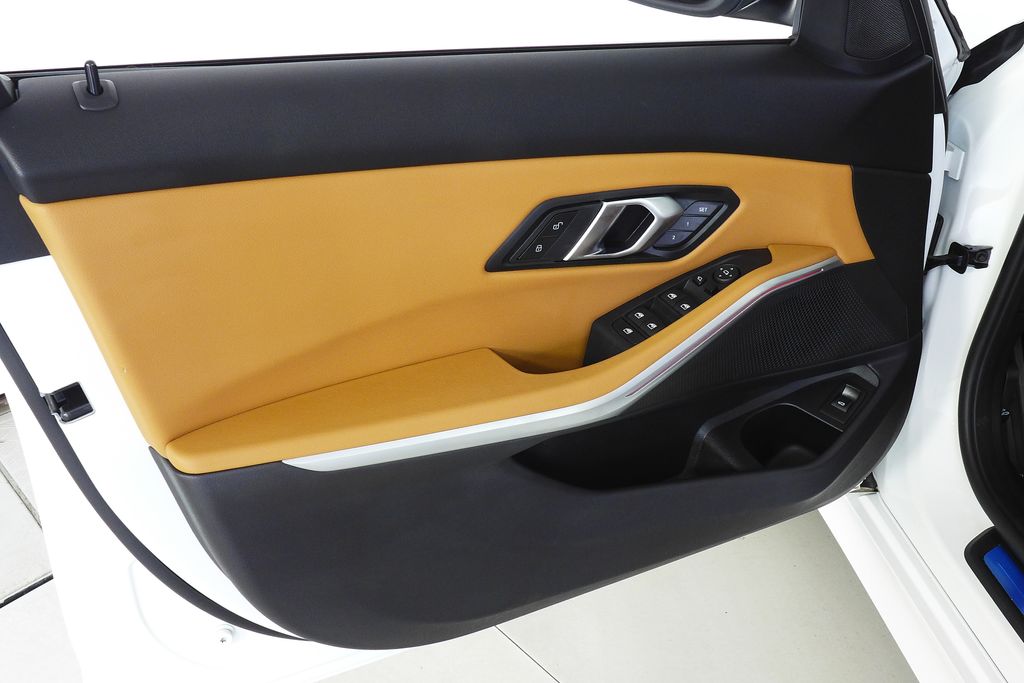 Thumbnail: 2025 BMW 3 Series - 11