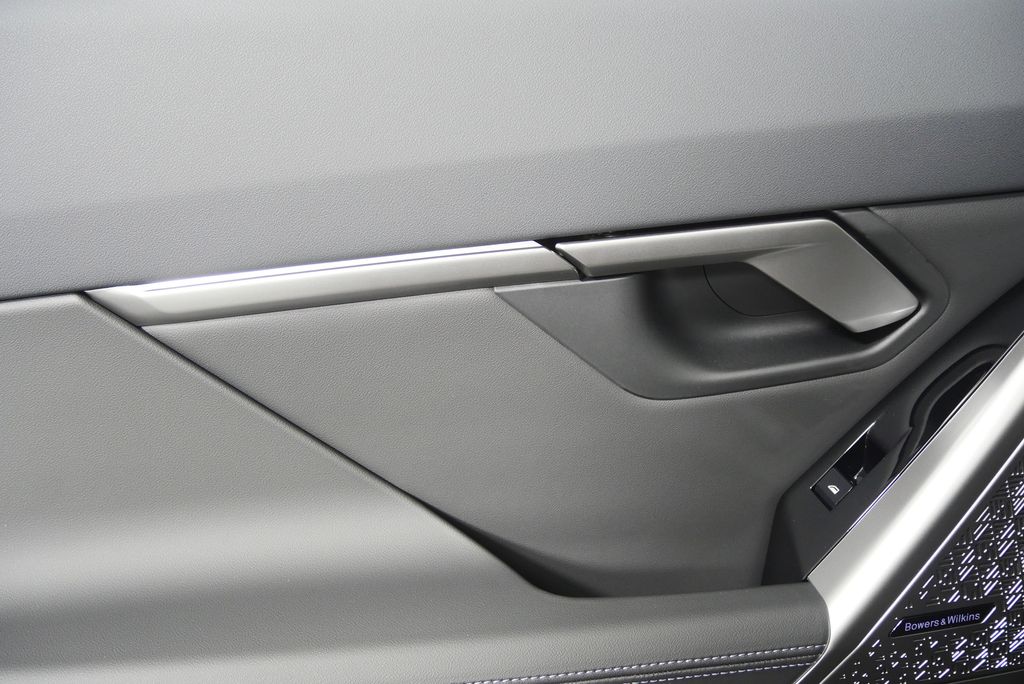 Thumbnail: 2026 BMW i5 - 14