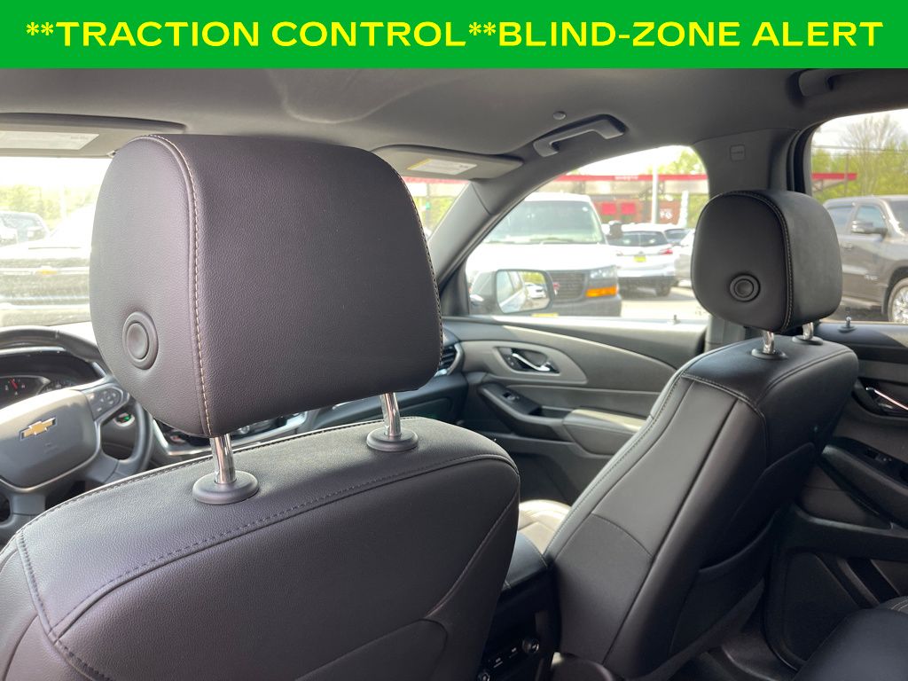 used 2023 Chevrolet Traverse car, priced at $28,000