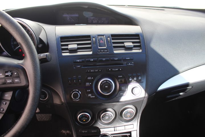 Used Car 2013 Mazda Mazda3  I Touring For Sale Under $10,000 In Georgetown, Texas