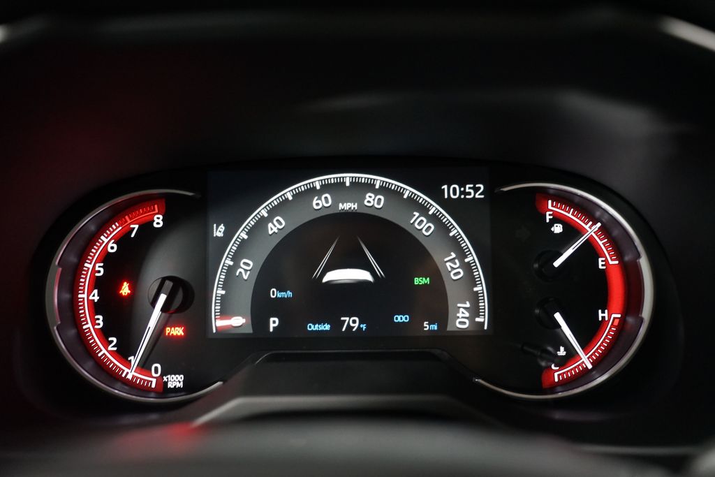 2025 Toyota RAV4 XLE Premium 15