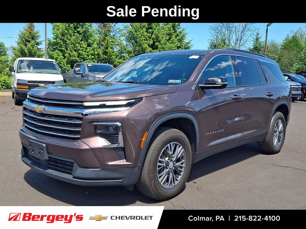 Stardust Metallic 2024 Chevrolet Traverse SUV / Crossover Four-Wheel Drive 8-Speed Automatic