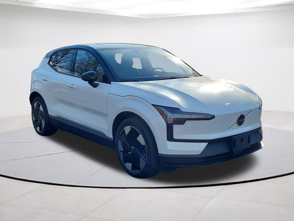 2025 Volvo EX30 Twin Motor Performance Plus's photo