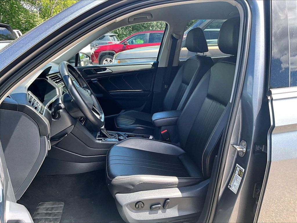 2024 Volkswagen Tiguan — photo 10