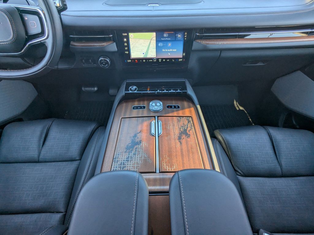 2025 Lincoln Navigator Black Label