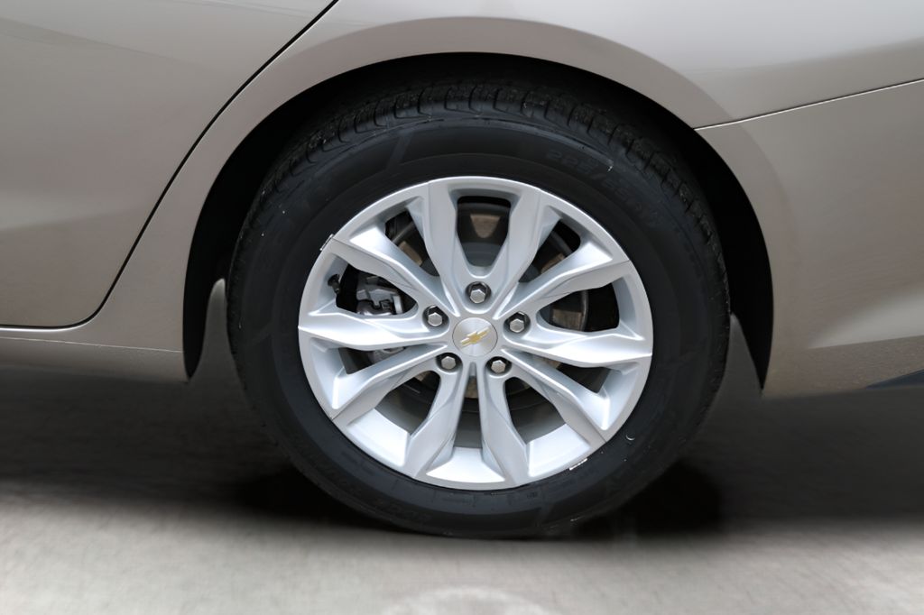 Used Car 2025 Chevrolet Malibu  Lt For Sale Under $25,000 In Austin, Texas