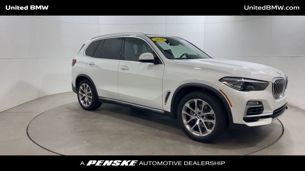 Thumbnail: 2021 BMW X5 - 2