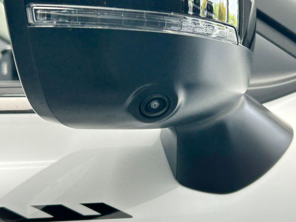 New 2026 White / Black Mitsubishi Trail Edition image 46