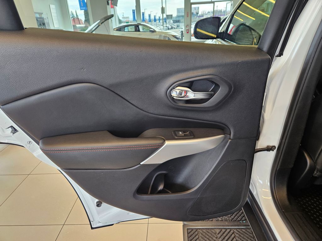 2018 Jeep Cherokee Trailhawk